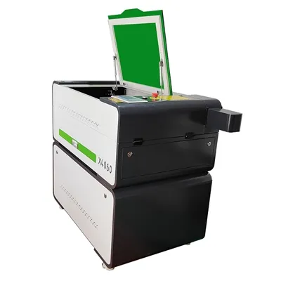 Un gravador làser funciona sobre fusta?